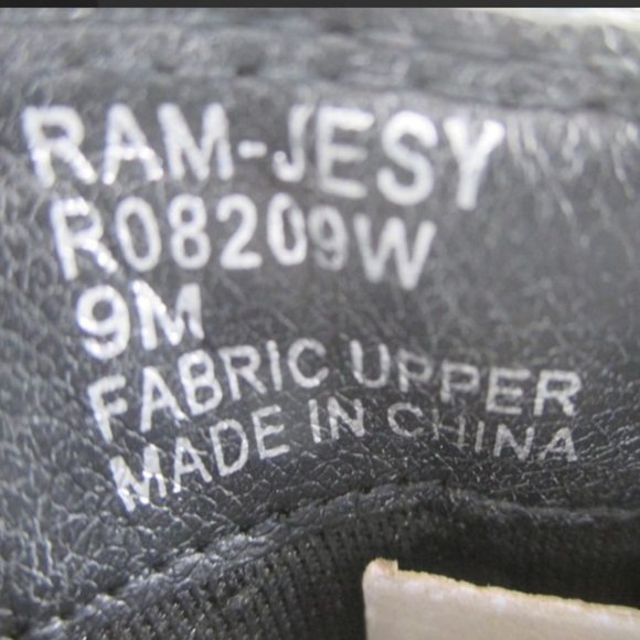 NIB Rampage Suede Black Wedge Booties 9M - Picture 6 of 6